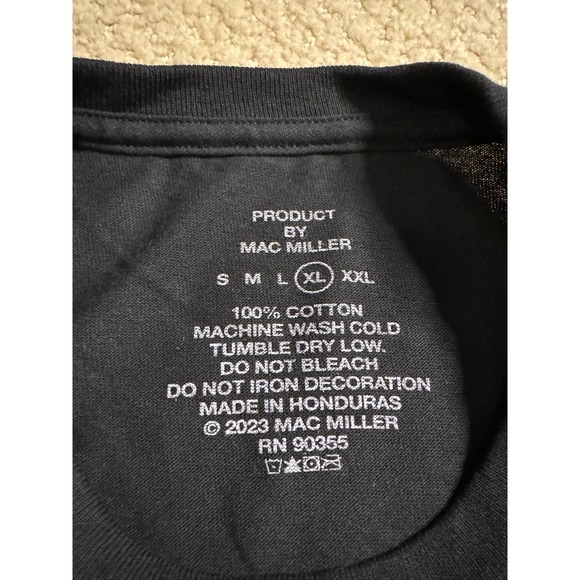 NWOT Hot Topic Mac Miller We're All We Need Black Tee - Picture 4 of 4